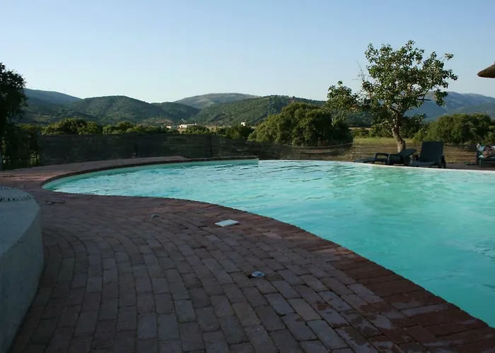 Agriturismo Pedru Caddu Тула
